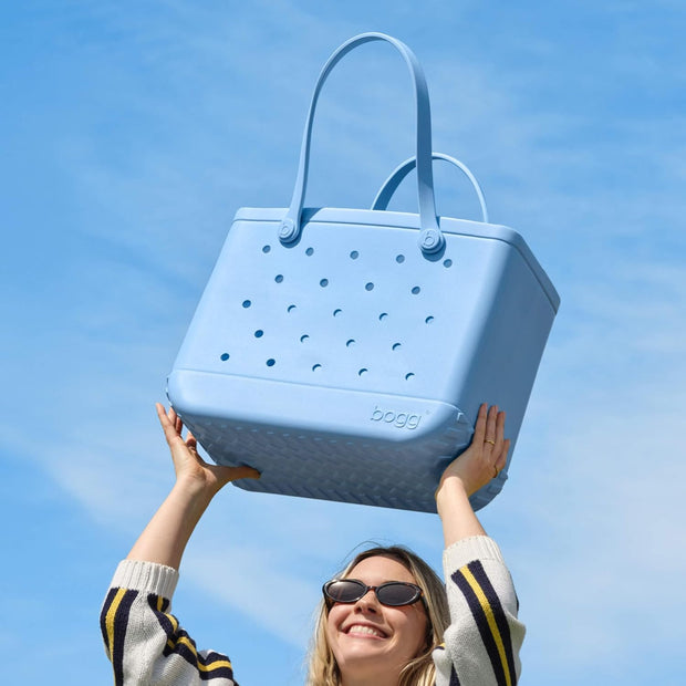 The Ultimate Waterproof Tote — Stands Tall, Stays Open & Ready for Anything!