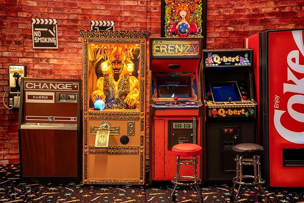 Miniature replica fortune-telling machine - with animation