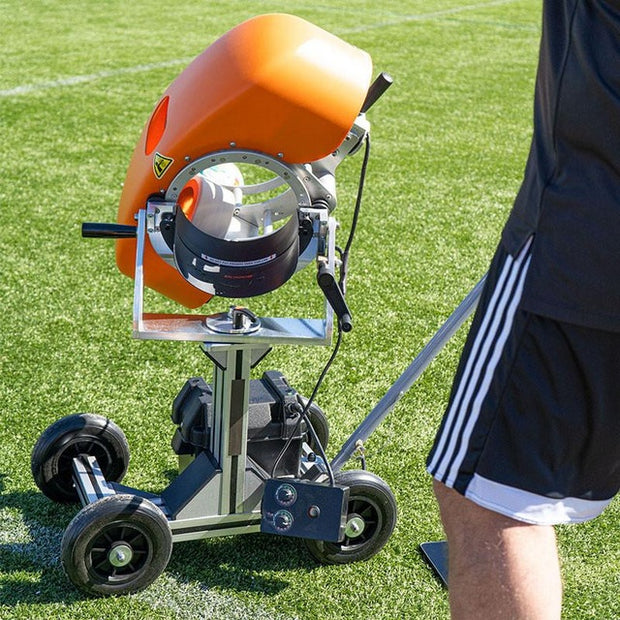 Soccer ball-sender