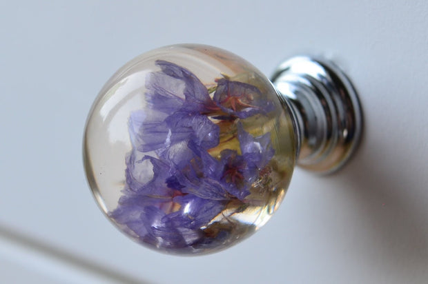 Eternal Blooms – Set of 6 Real Flower Resin Knobs to Brighten Every Corner